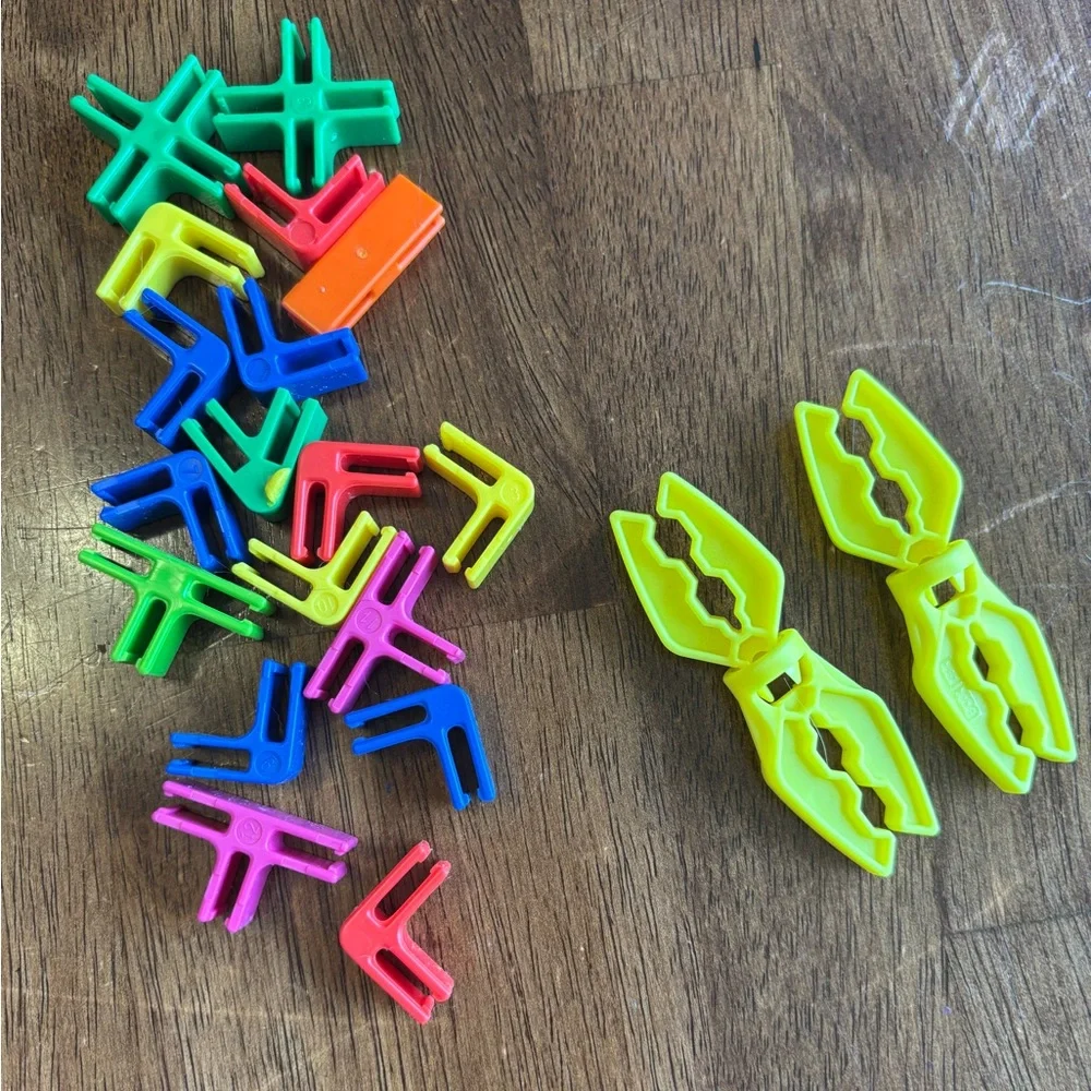 Box Lox cardboard clips builders connector set by Atwood toys